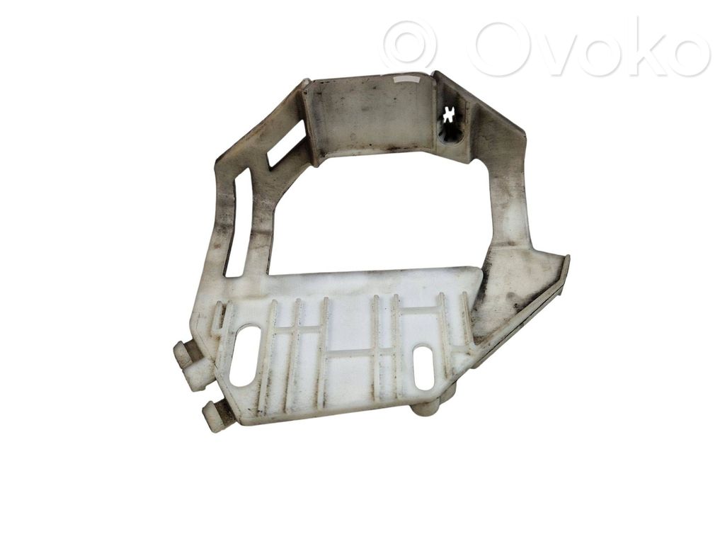 BMW 5 G30 G31 G38 Rear bumper mounting bracket 
