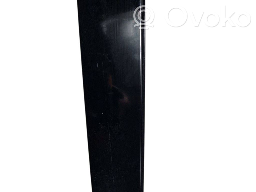 BMW 5 G30 G31 G38 Priekinių durų stiklo apdaila 