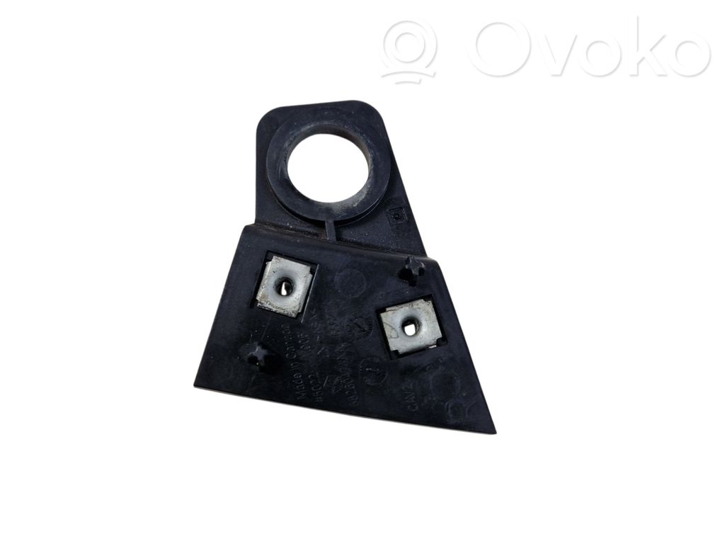 Chrysler Pacifica Headlight/headlamp mounting bracket 