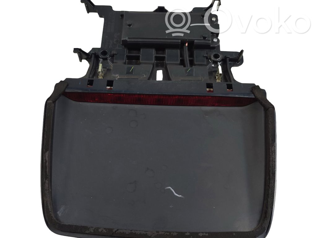 Dodge Charger Third/center stoplight 