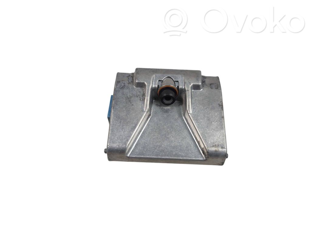 Windshield/windscreen camera   99211S9100