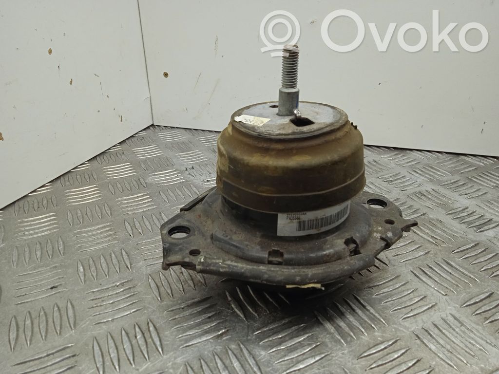 Engine mount bracket   68252523AA