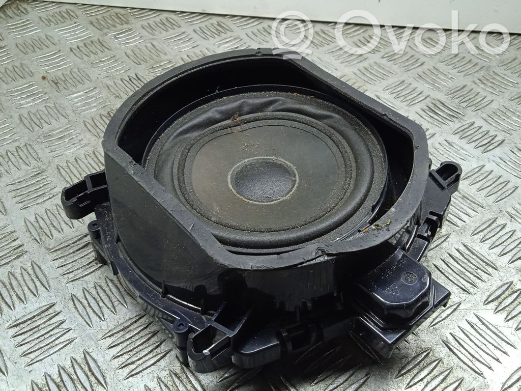 BMW X6 E71 Subwoofer speaker 