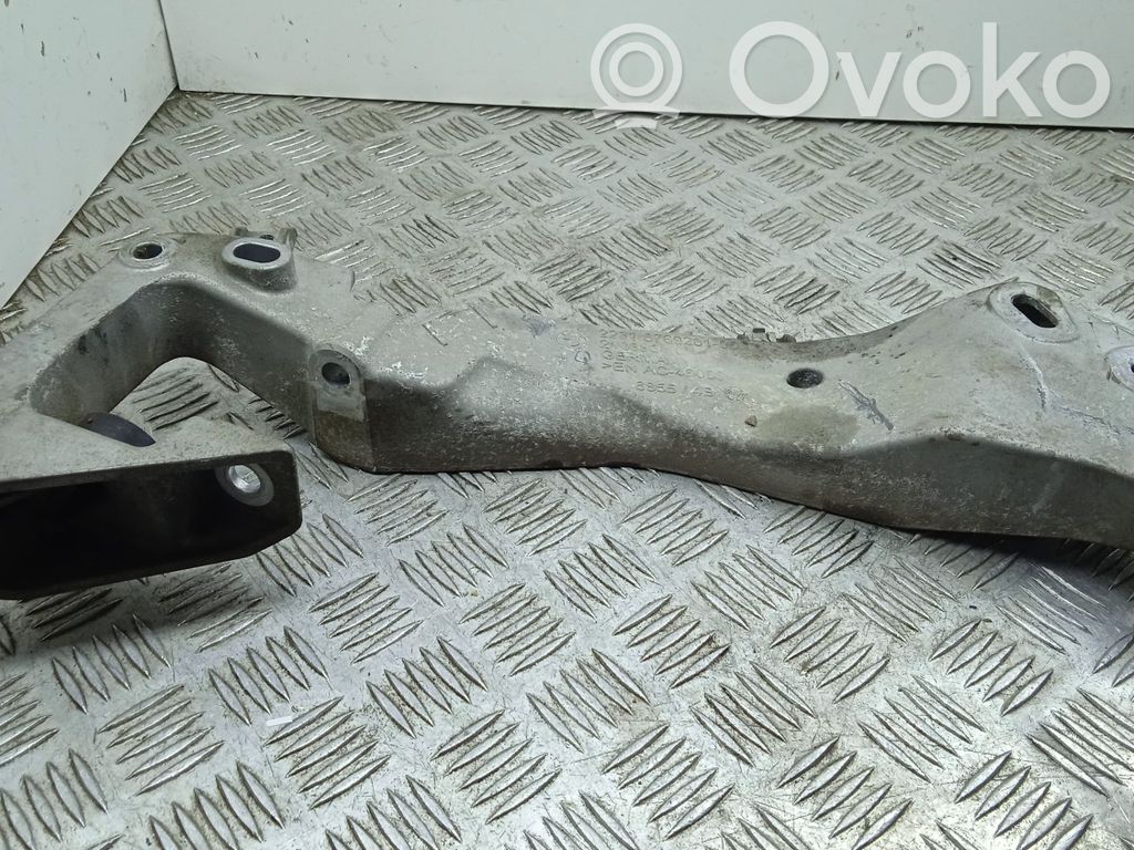 BMW 3 F30 F35 F31 Gearbox mounting bracket 