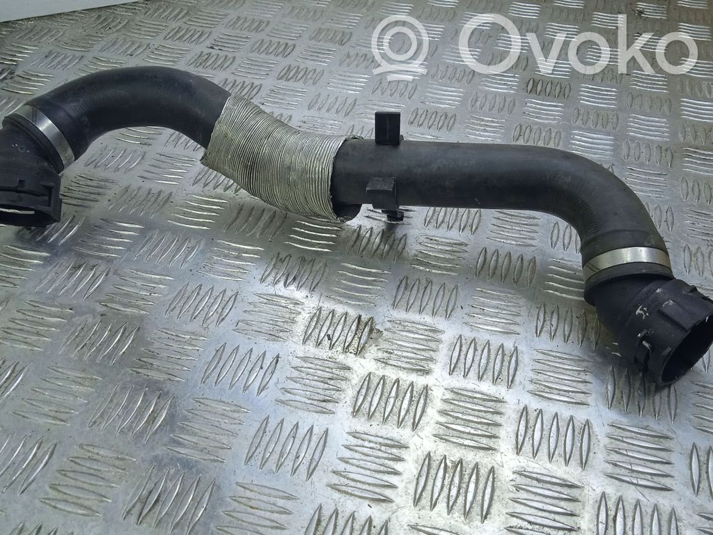 BMW 3 E90 E91 Engine coolant pipe/hose 