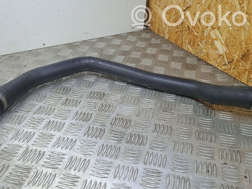 BMW X5 E70 Engine coolant pipe/hose 