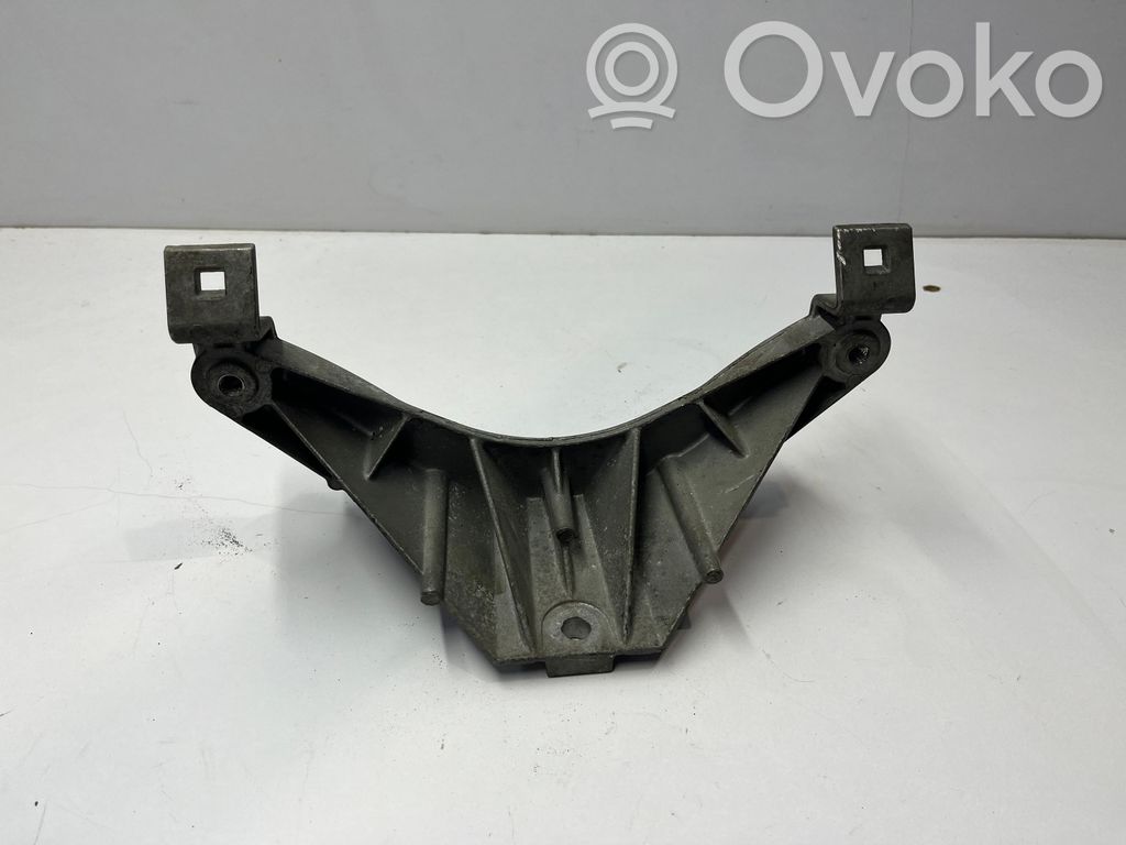 BMW X5 E70 Gearbox mounting bracket 