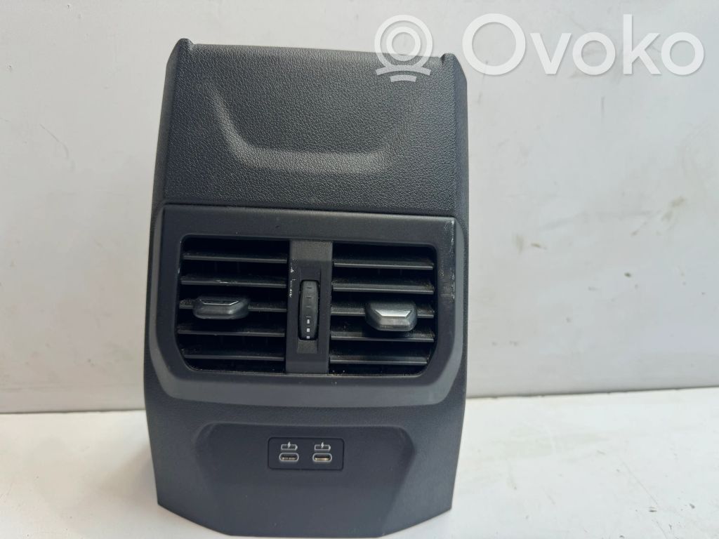 BMW 1 F40 Aizmugurējā gaisa - ventilācijas reste 