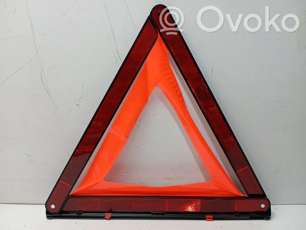 BMW 3 E90 E91 Emergency warning sign 
