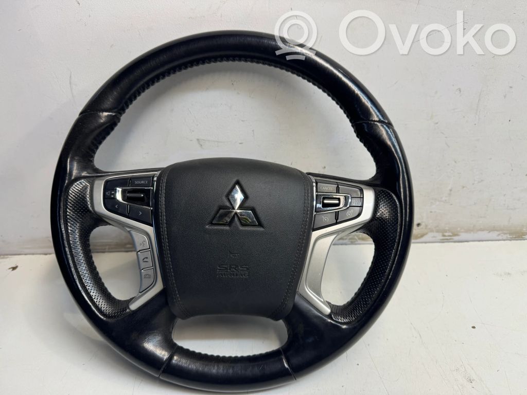 Mitsubishi Outlander Ohjauspyörä 