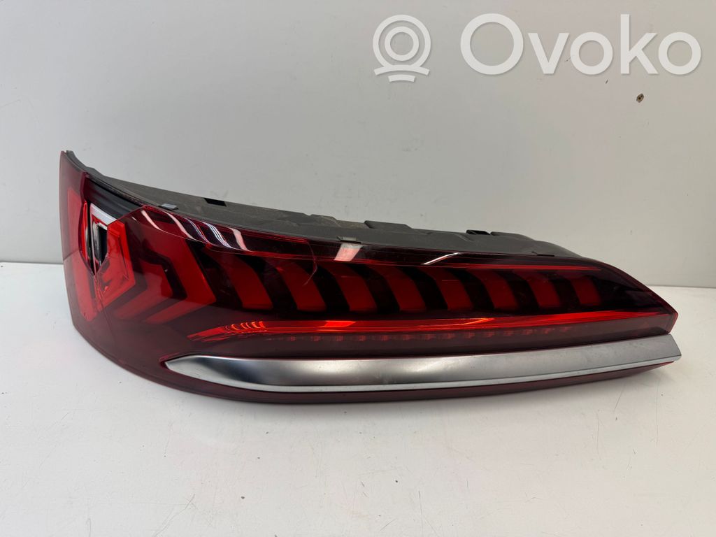 Audi Q7 4M Takaluukun takavalot 
