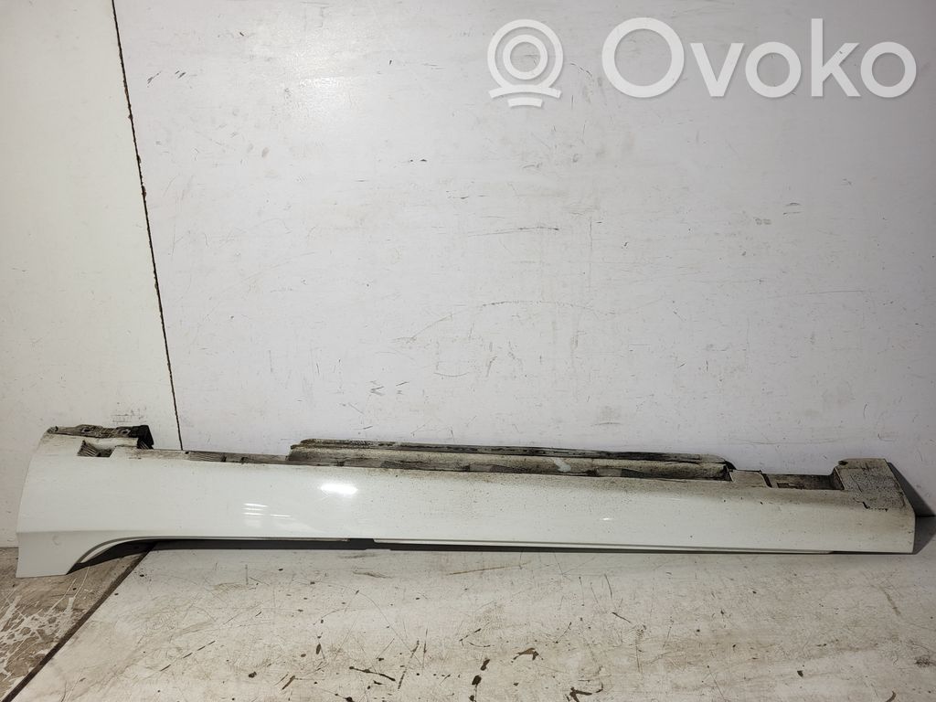 Volvo V40 Sill 