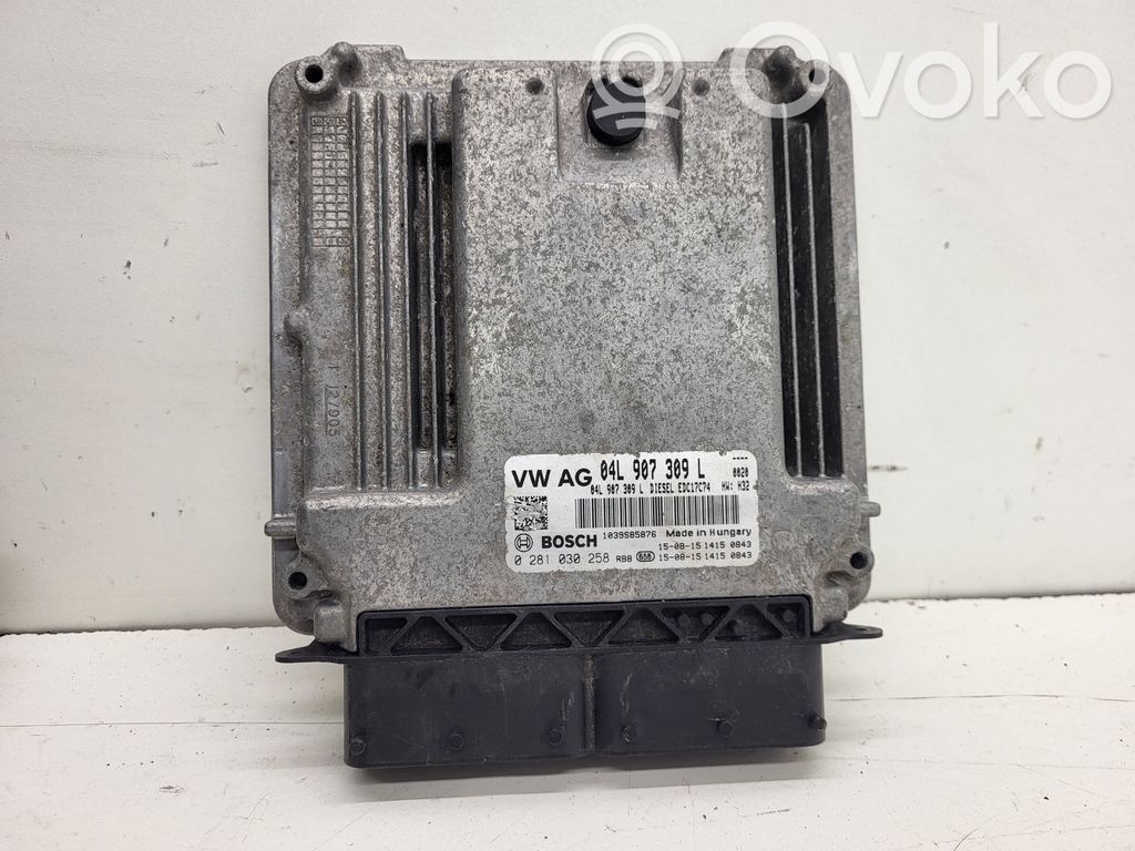 Audi A4 S4 B9 Engine control unit/module 