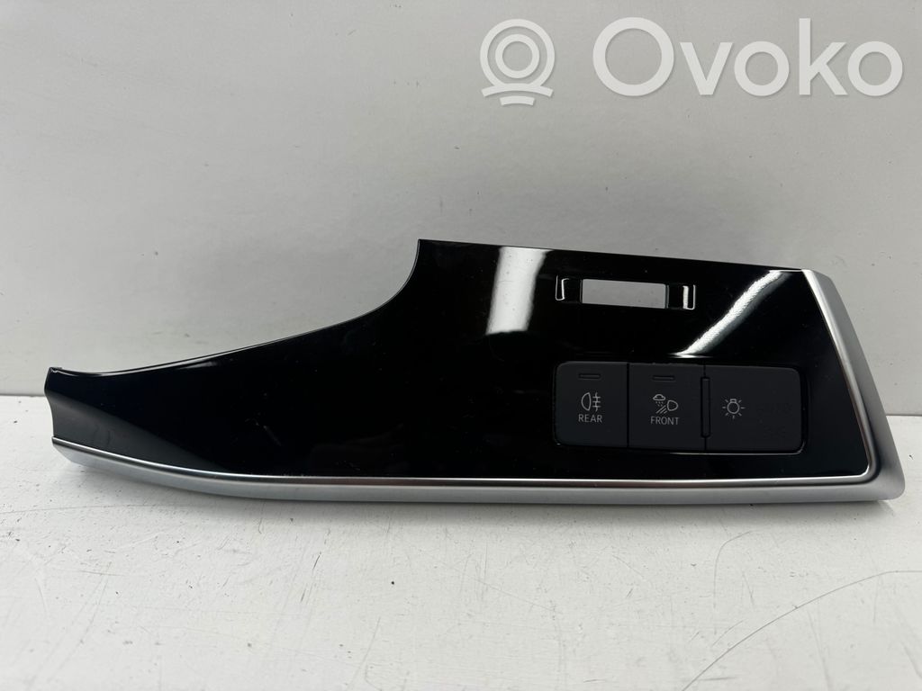 Audi Q7 4M Panel trim 