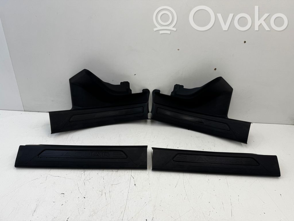 Jaguar XE Garniture de protection de seuil intérieur 