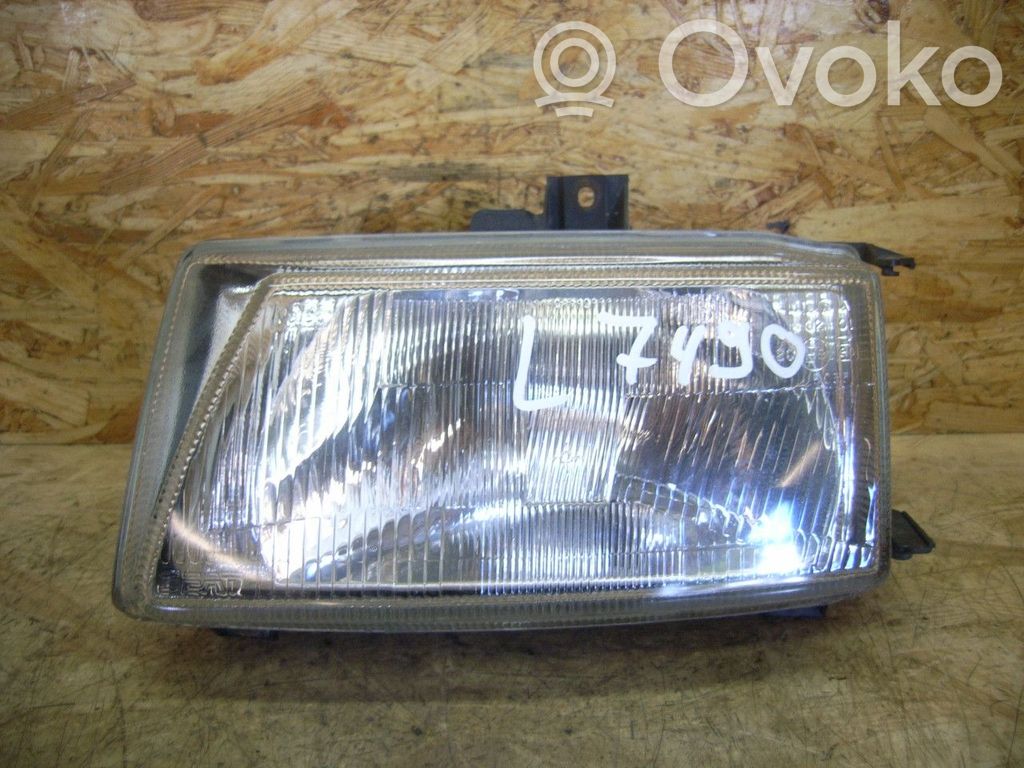 Seat Cordoba (6K) Lampa przednia 