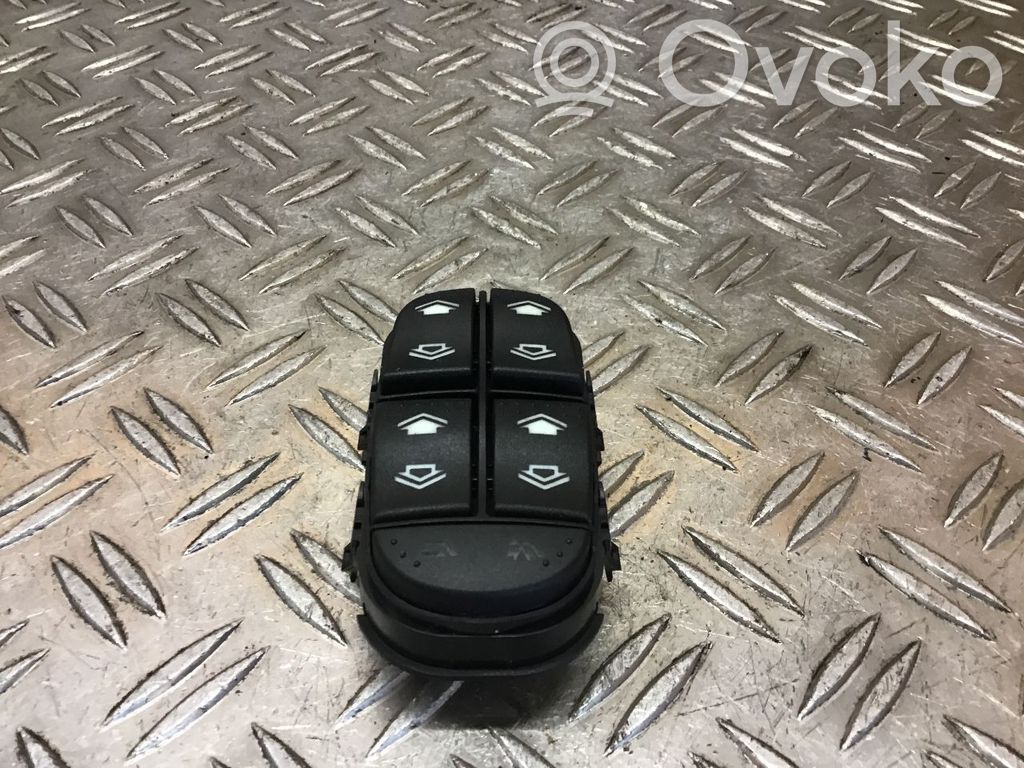 Interruptor del elevalunas eléctrico   98AB14A132DE