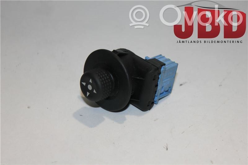 Peugeot Partner Interruptor del espejo lateral 