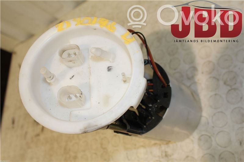 BMW 3 E90 E91 Polttoaineen ruiskutuksen suurpainepumppu 