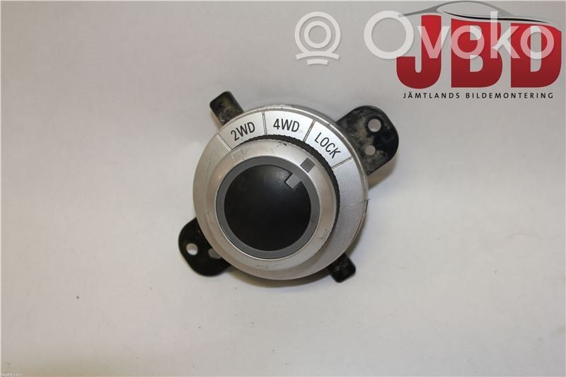Differential lock switch   8604A008