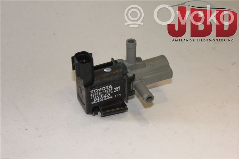 Toyota Corolla E120 E130 Cartucho de vapor de combustible del filtro de carbón activo 