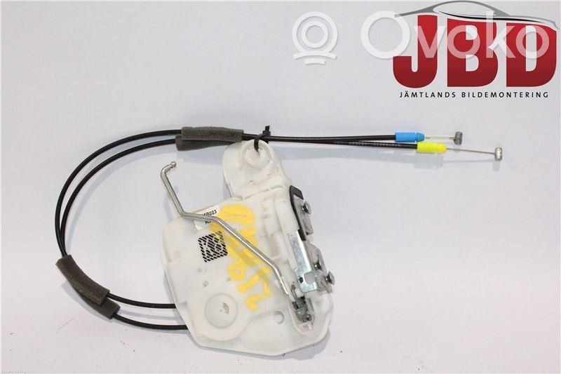 Mitsubishi L200 Cerradura de puerta delantera 