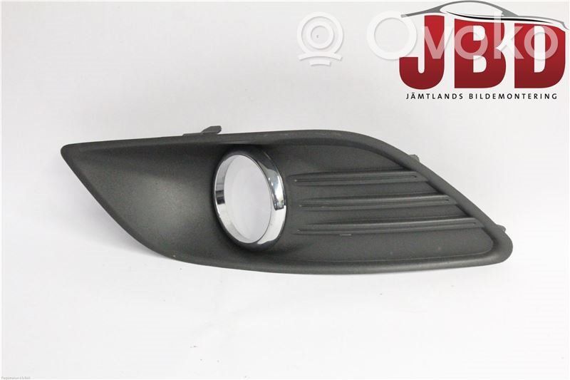 Front bumper lower grill   1528561