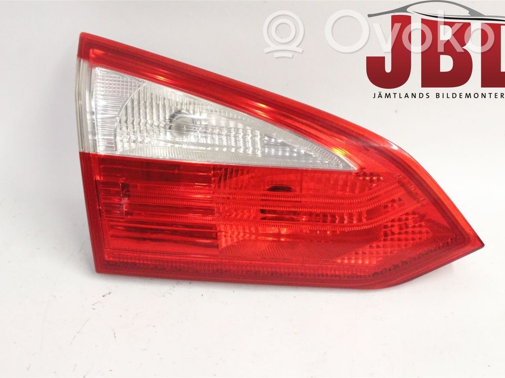 Ford Focus Tailgate rear/tail lights 