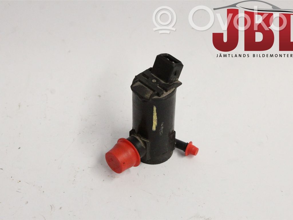 Windscreen/windshield washer pump   9169611