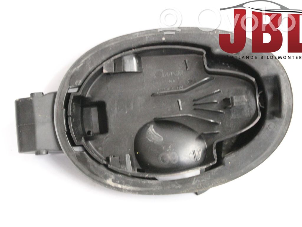 Fuel tank cap lock   151888