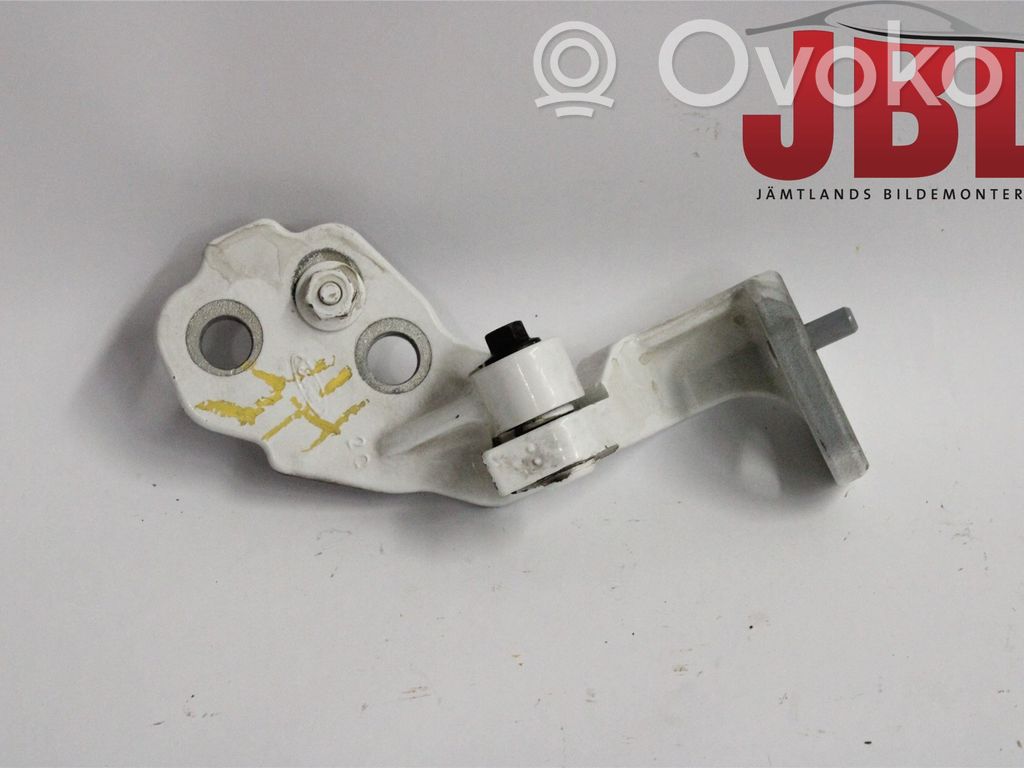 Ford Transit Front door upper hinge 