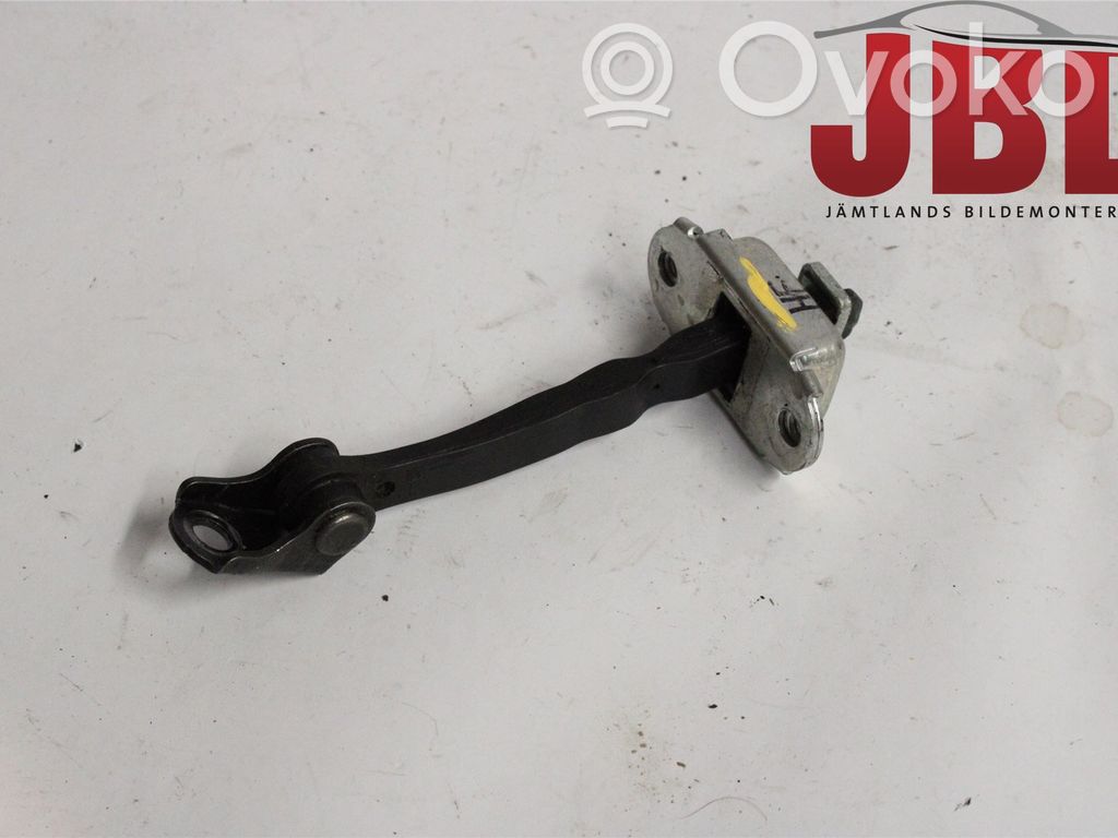 Nissan Qashqai Ogranicznik drzwi przednich 