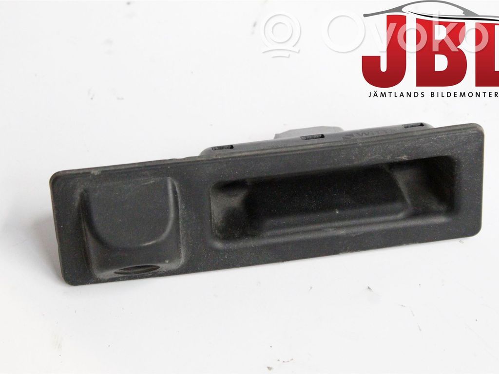 BMW 2 F45 Tailgate/trunk/boot exterior handle 