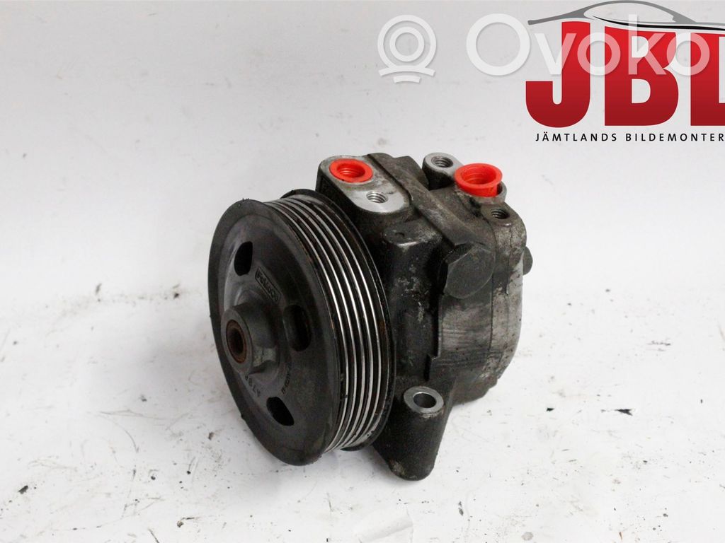 Ford Mondeo MK IV Ohjaustehostimen pumppu 