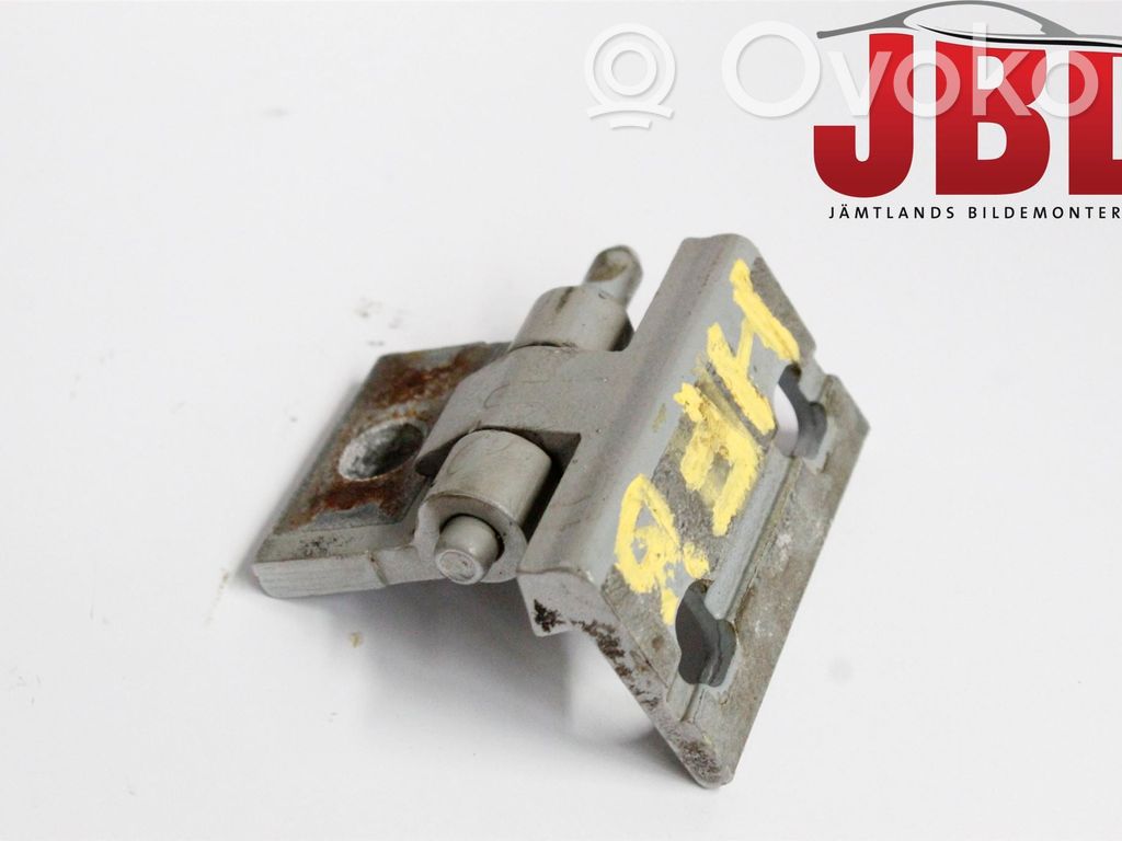 Front door upper hinge   30784908