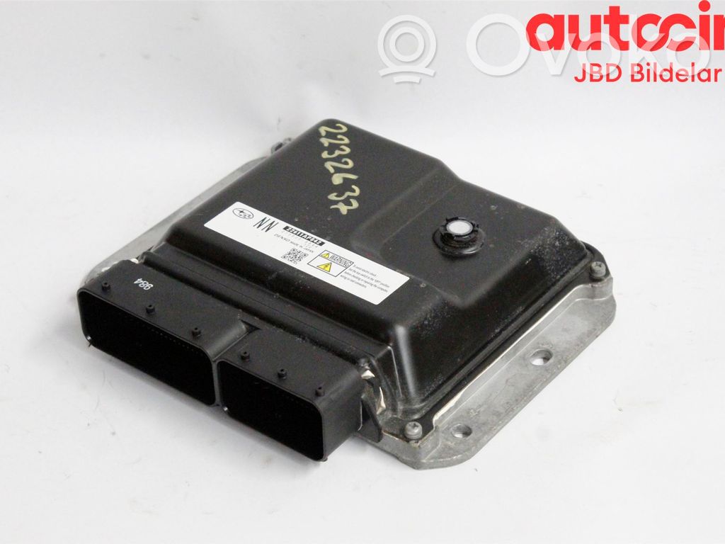 Unidad de control/módulo de la inyección   22611AP842