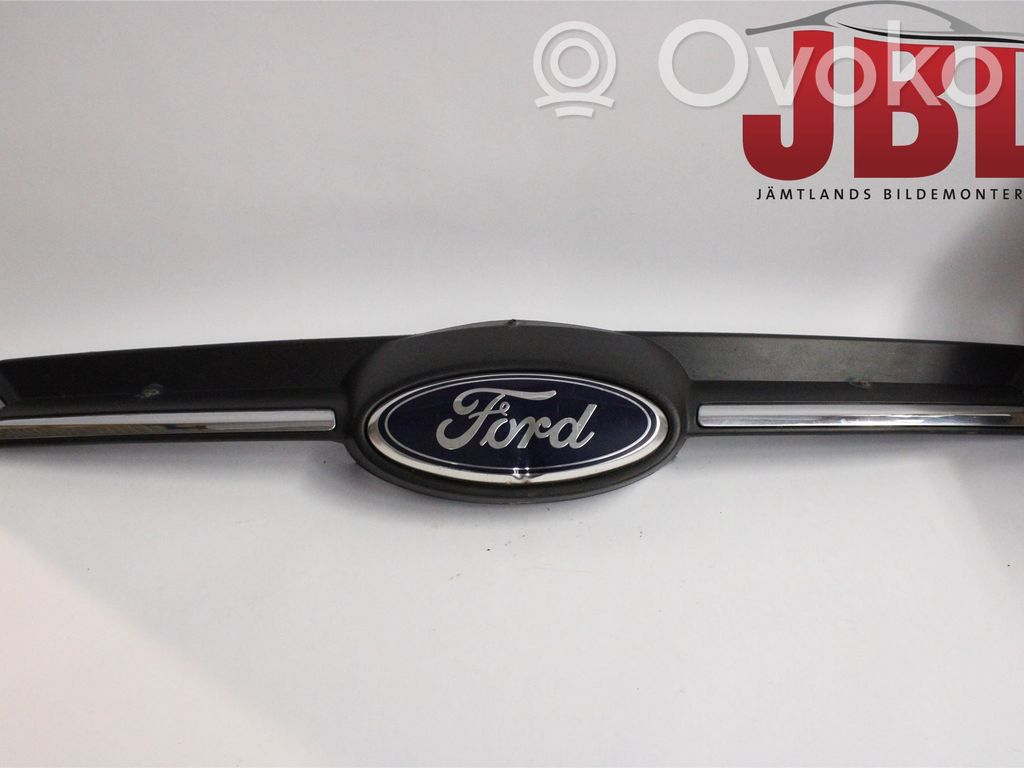 Ford Focus Rejilla inferior del parachoques delantero 