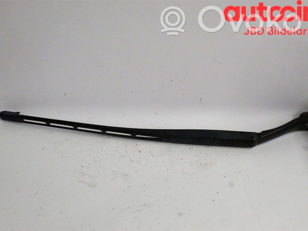 Citroen C5 Front wiper blade arm 