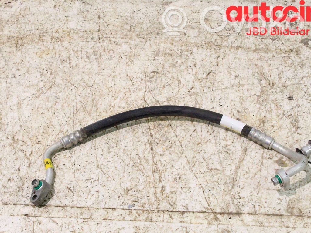Ilmastointilaitteen putki (A/C)   97762A6250