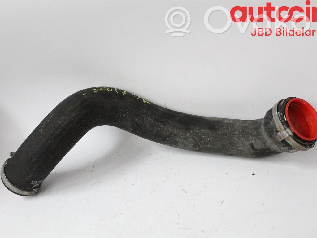 Volvo V70 Tubo flessibile intercooler 