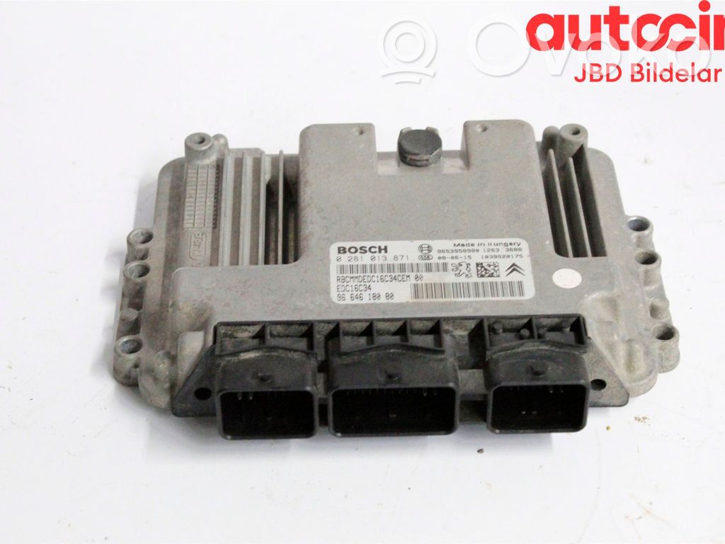 Unidad de control/módulo de la inyección   1943J3,0281013871