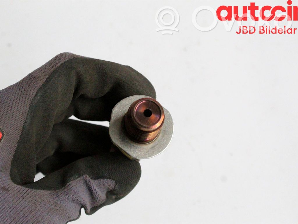 Audi A4 S4 B8 8K Regulator presiune combustibil 