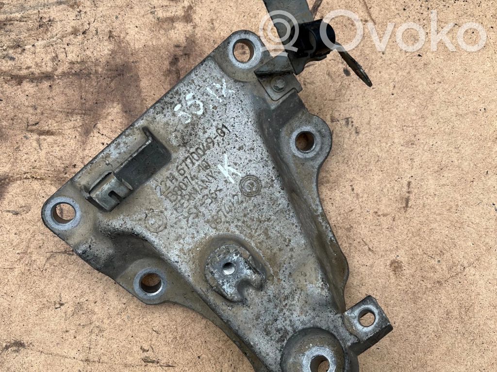 BMW 3 E90 E91 Engine mounting bracket 
