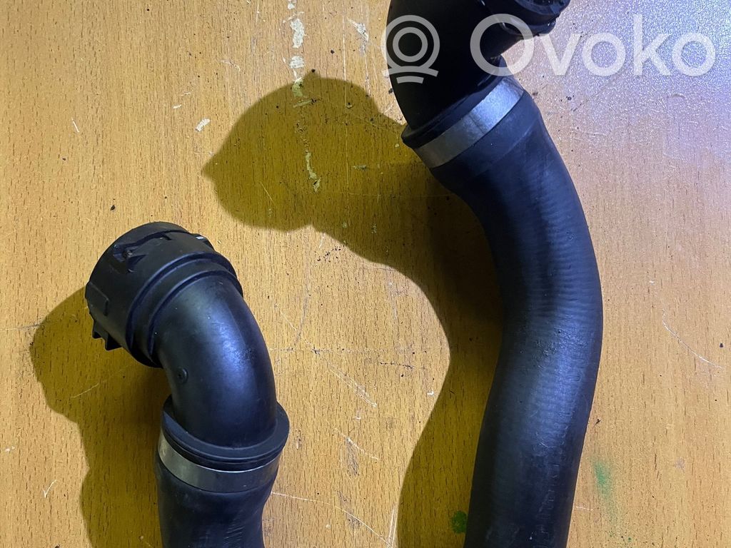 BMW 3 E90 E91 Engine coolant pipe/hose 