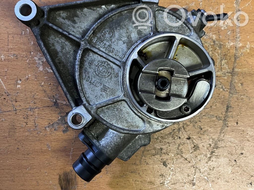 BMW X1 E84 Vacuum pump 