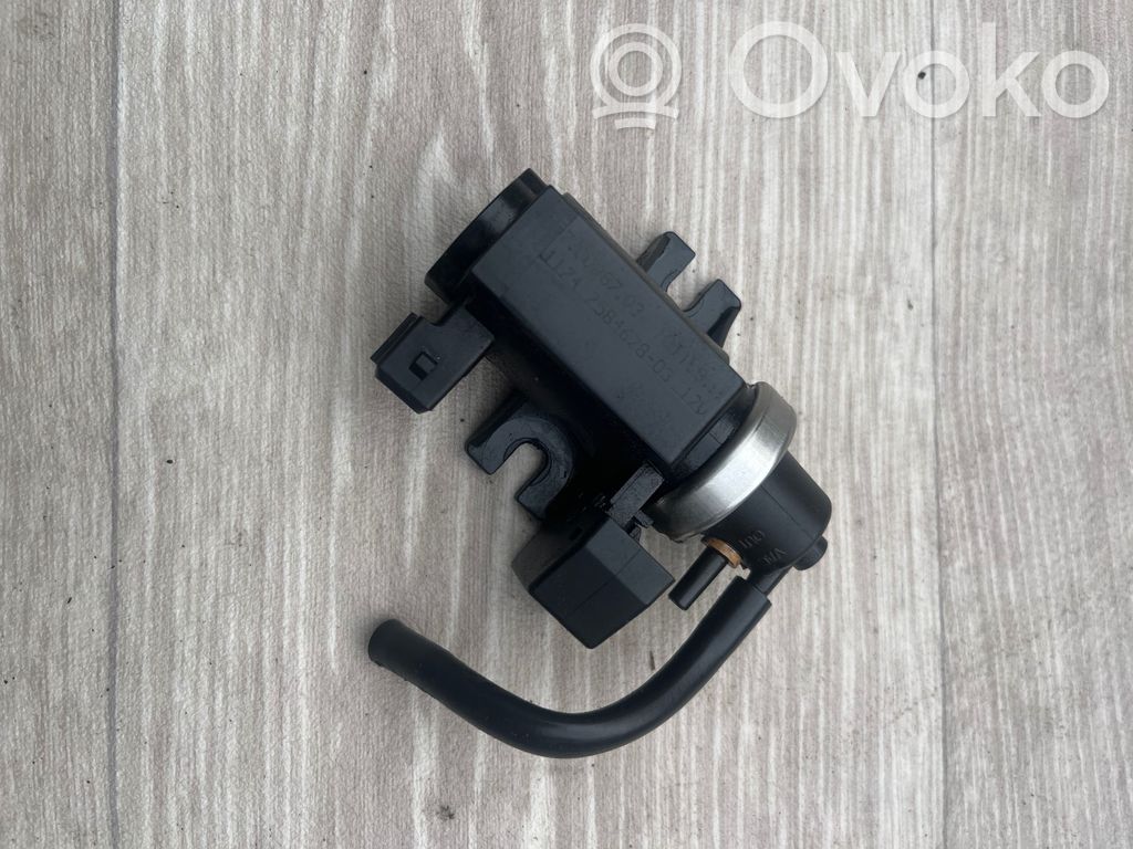 BMW 3 E92 E93 Solenoidinis vožtuvas 