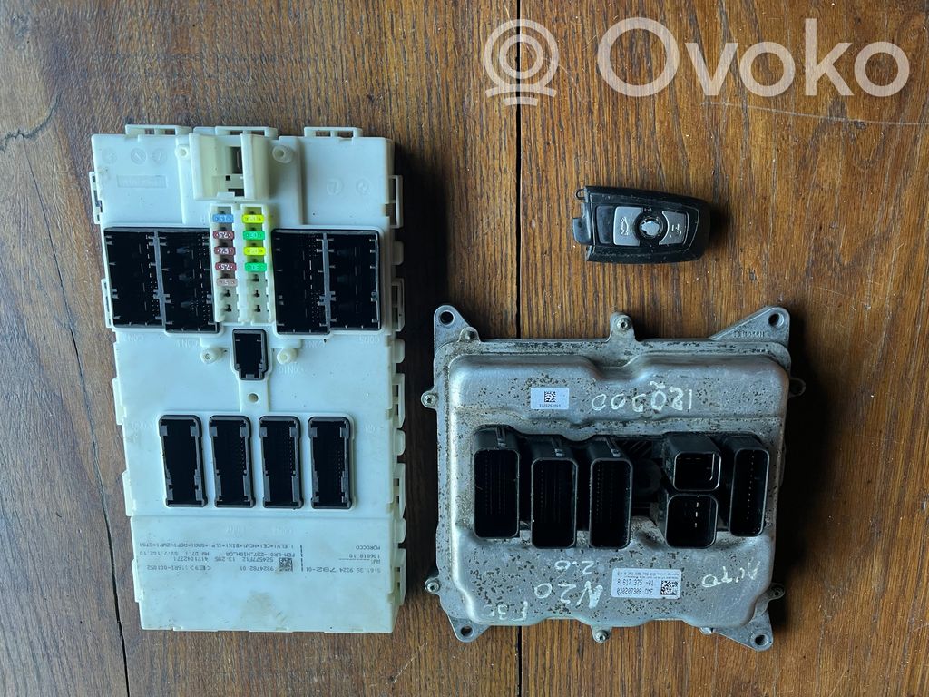 BMW 3 E92 E93 Engine control unit/module 