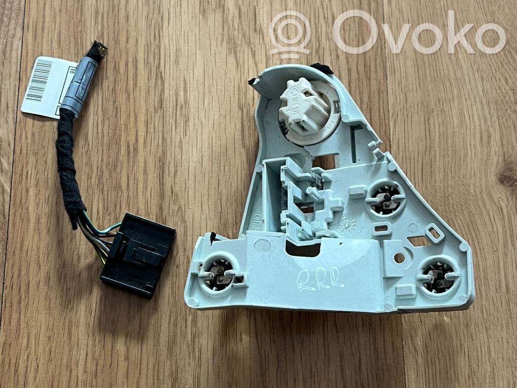 Tail light bulb cover holder   7178384,63217178384