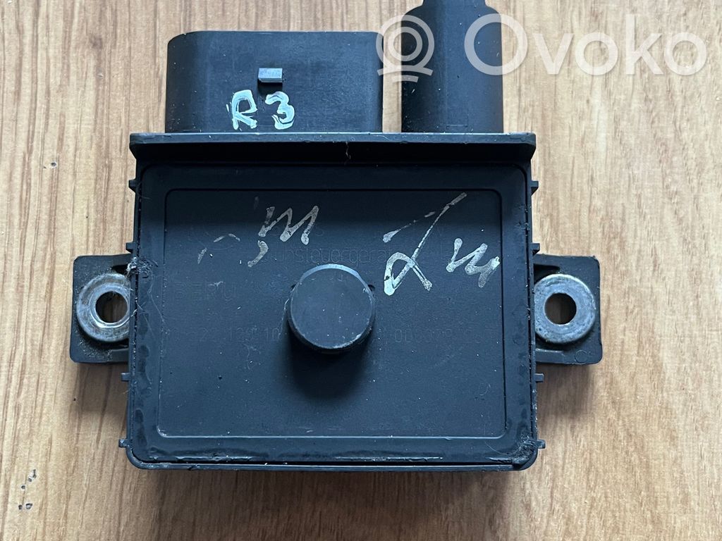BMW 3 E90 E91 Glow plug pre-heat relay 
