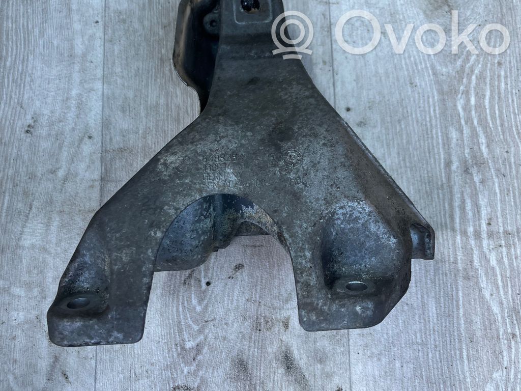 BMW X1 E84 Engine mounting bracket 